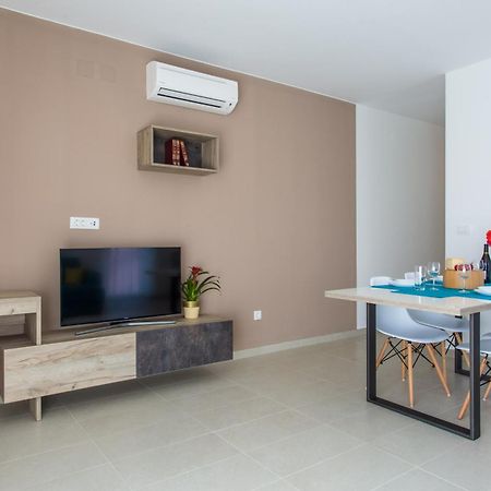 Apartments Viktorija Baska  Luaran gambar