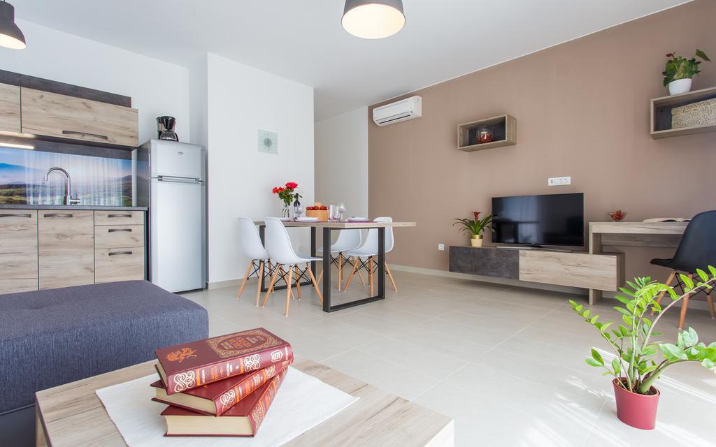 Apartments Viktorija Baska  Luaran gambar